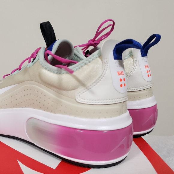 Nike Air Max Dia Sneakers - Picture 2 of 4